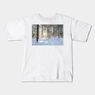 Sunshine in winter forest evening Kids T-Shirt